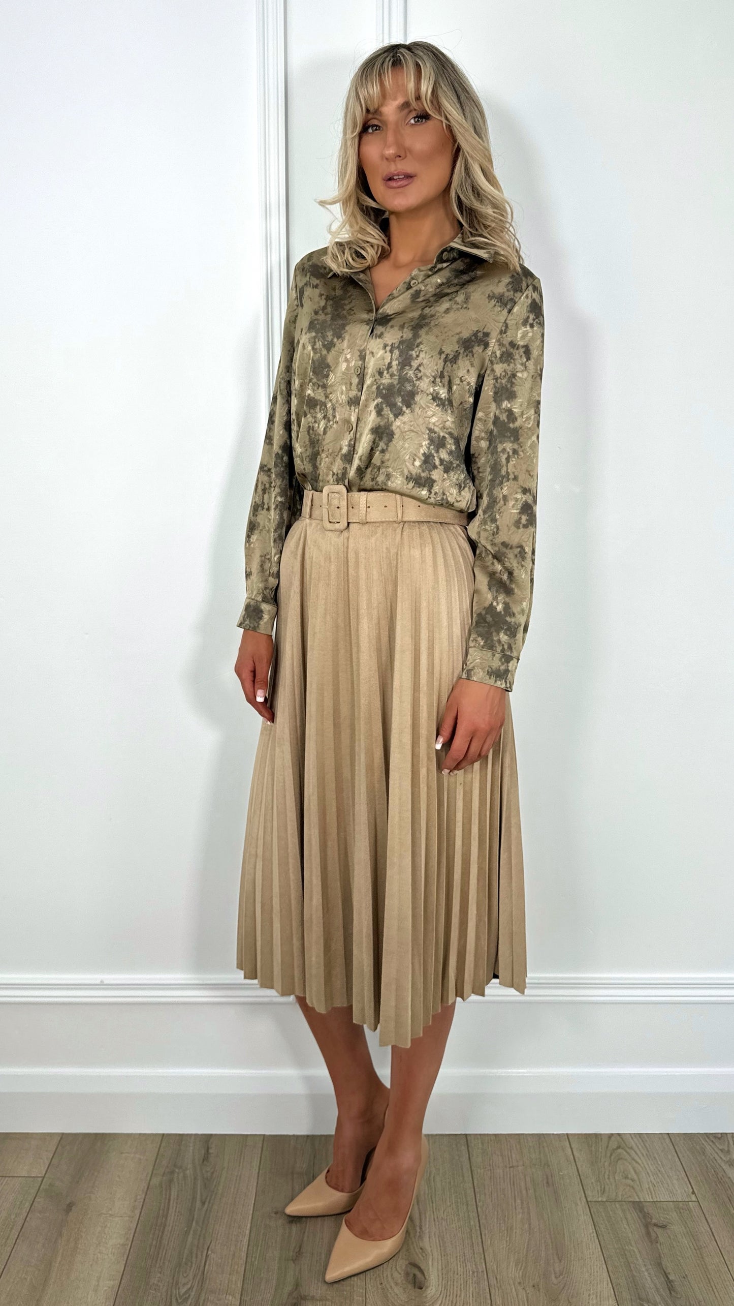 Bella Beige Belted Pleated Skirt