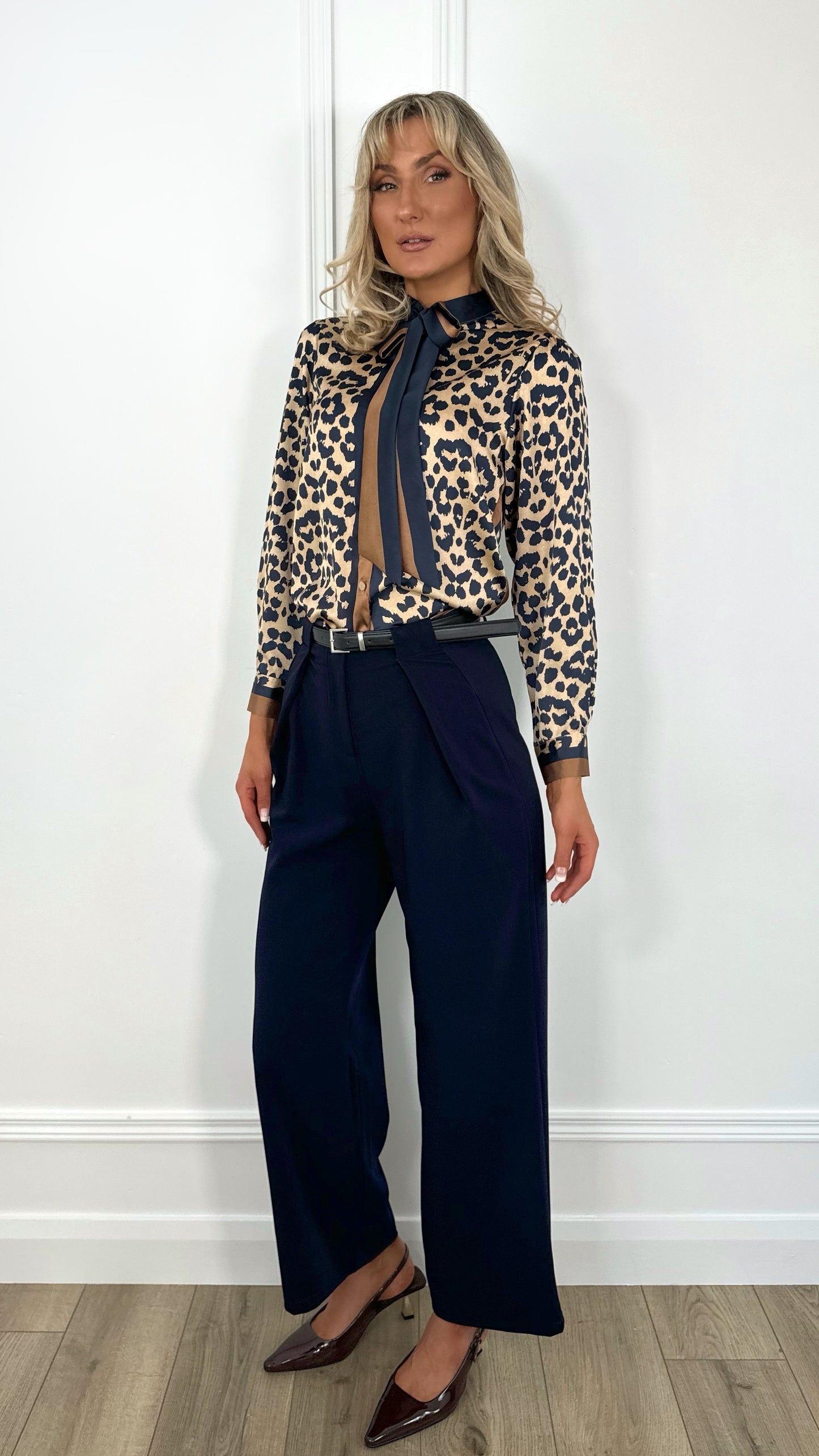 Silvia Tailored Belted Trousers - Navy