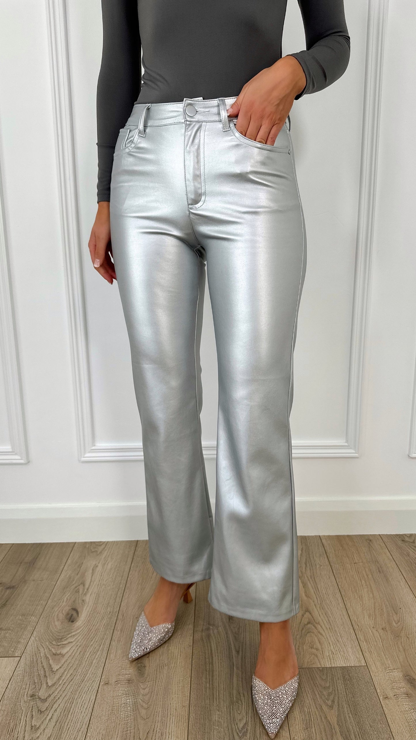 Barbara Trousers in Faux Leather - Silver