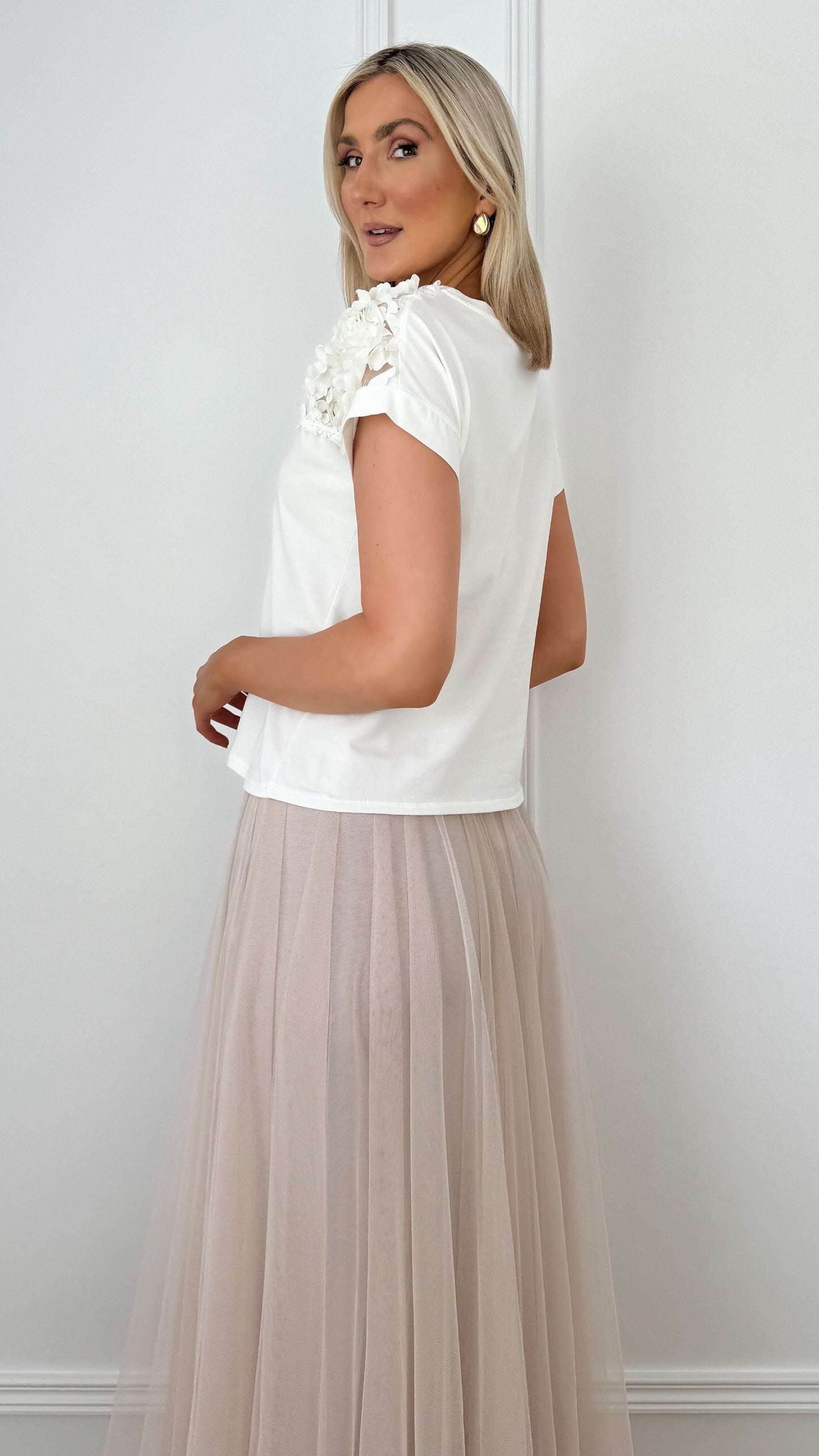 Ariena Buttoned Blouse - White