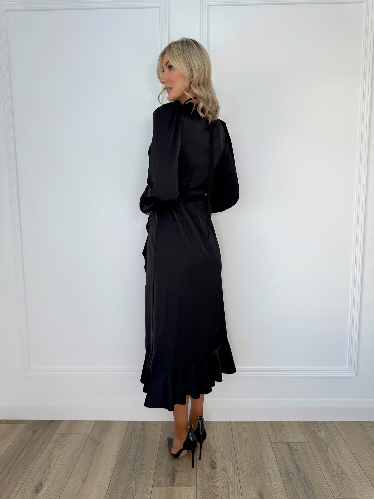 Fiona Flower Necklace Wrap Dress - Black