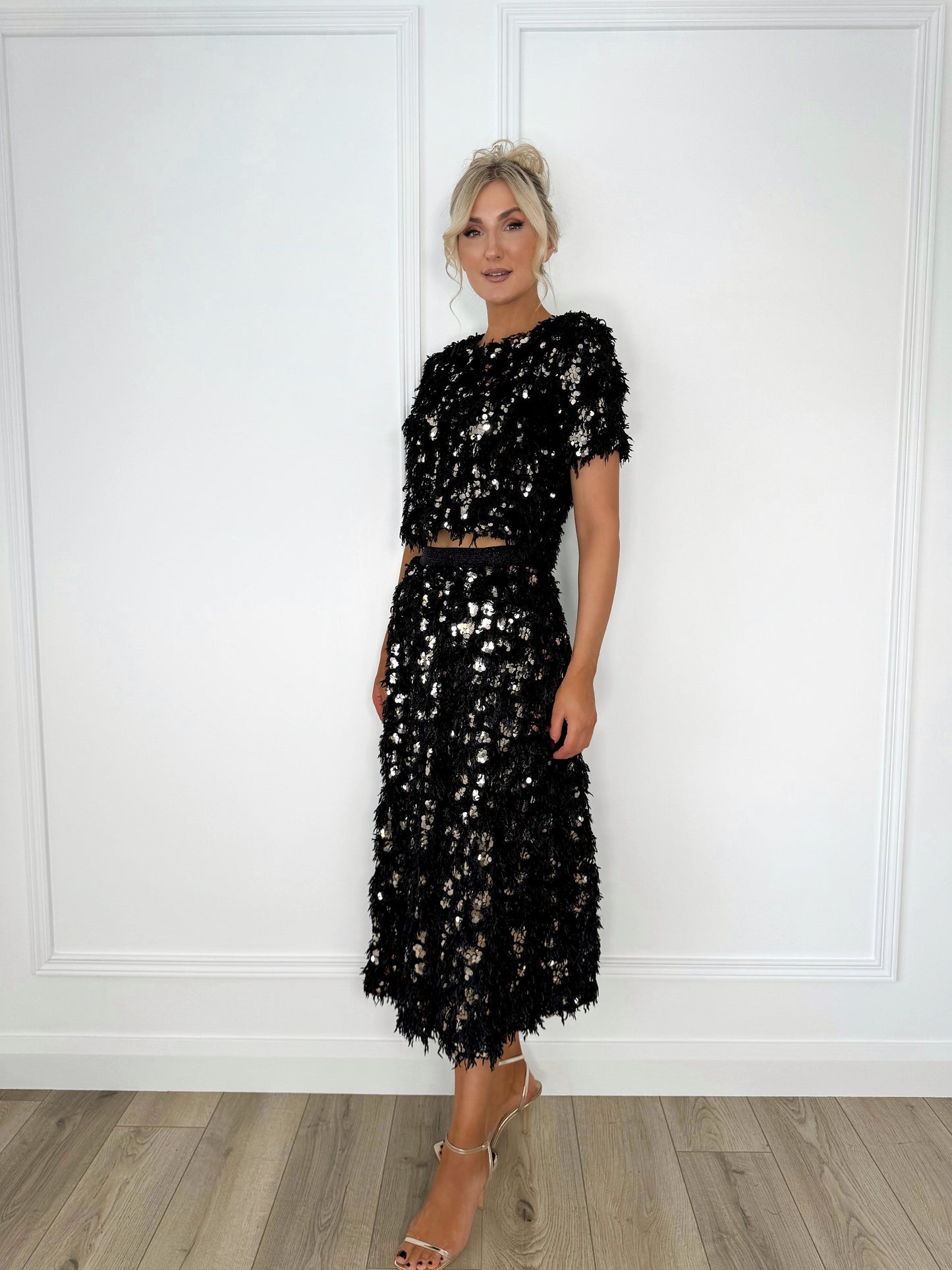 Sequin Faux Fur Maxi Elasticated Skirt - Black