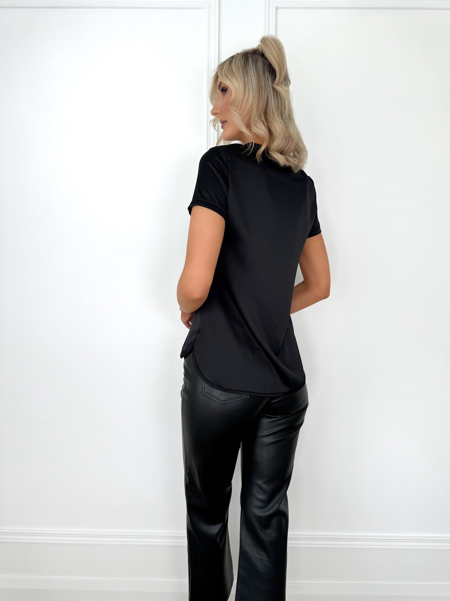 Zeta Satin Top - Black