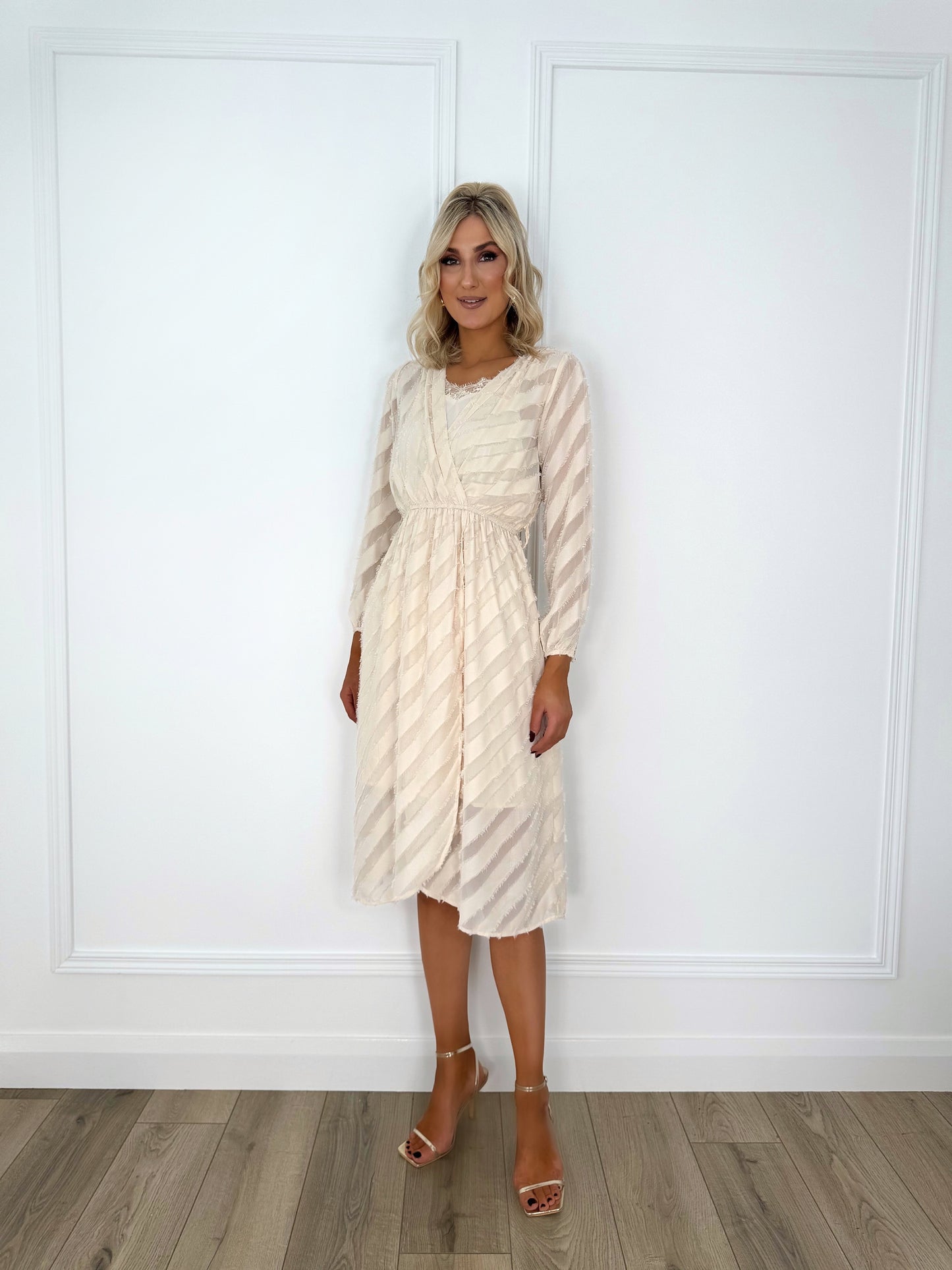 Helen Pattern Midi Dress - Beige