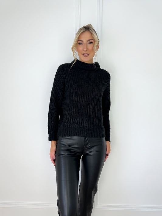 Round Neck Knit Jumper - Black