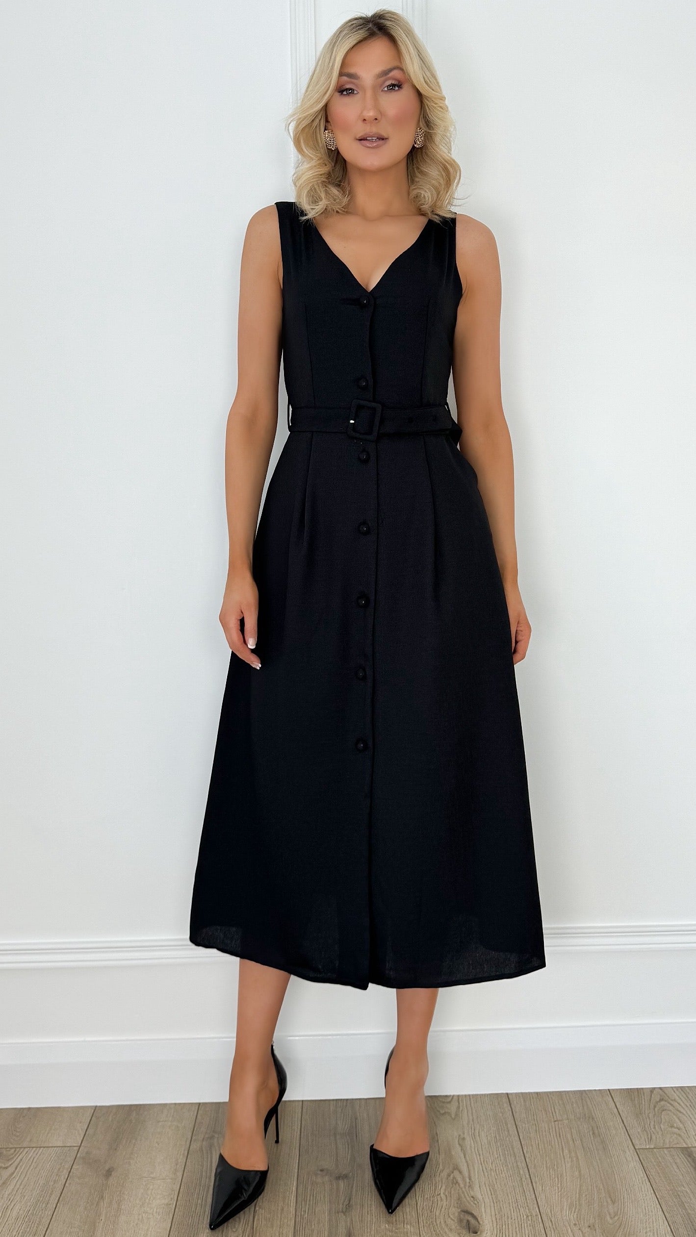 Buttoned Midi Dress with Belt