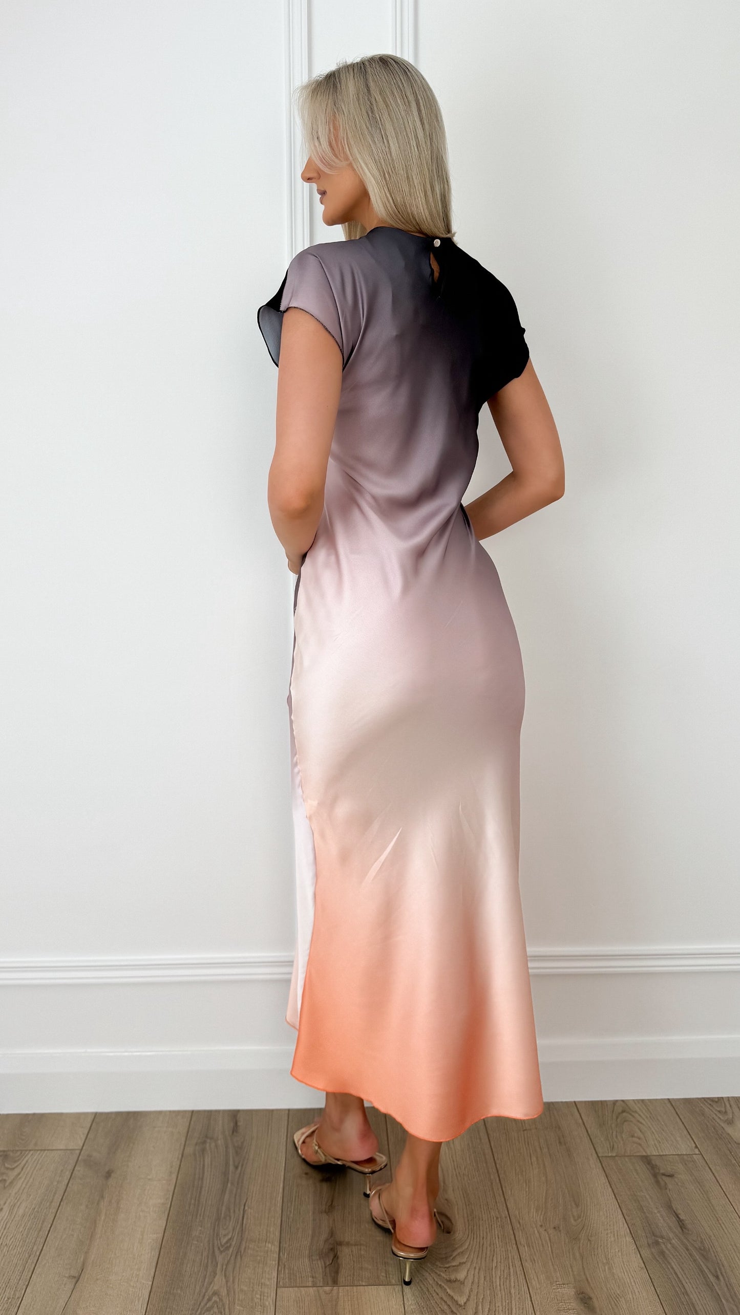 Paula Satin Dress with Short Sleeves