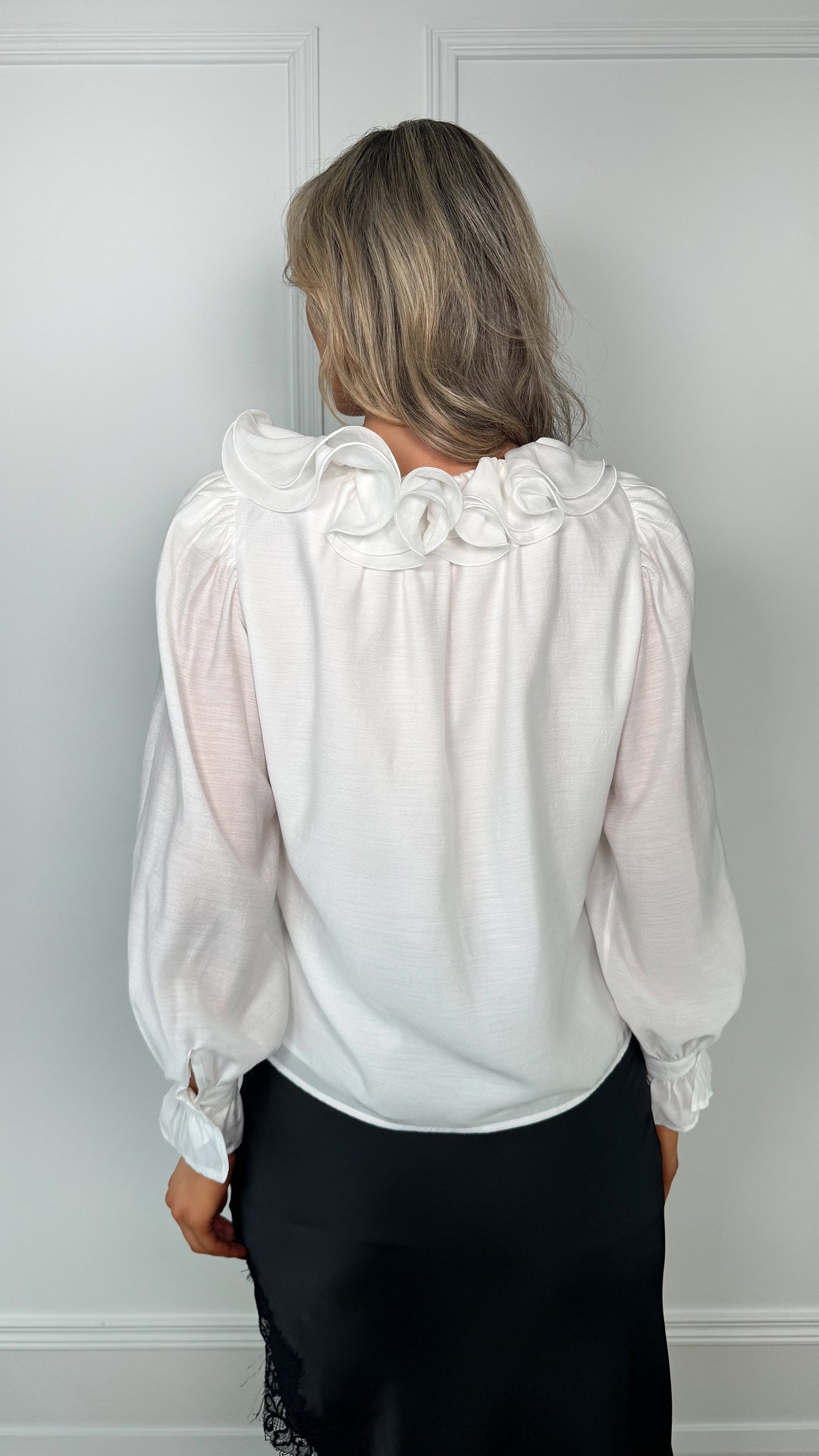 Ann Ruffle Blouser with Bow Tie - White