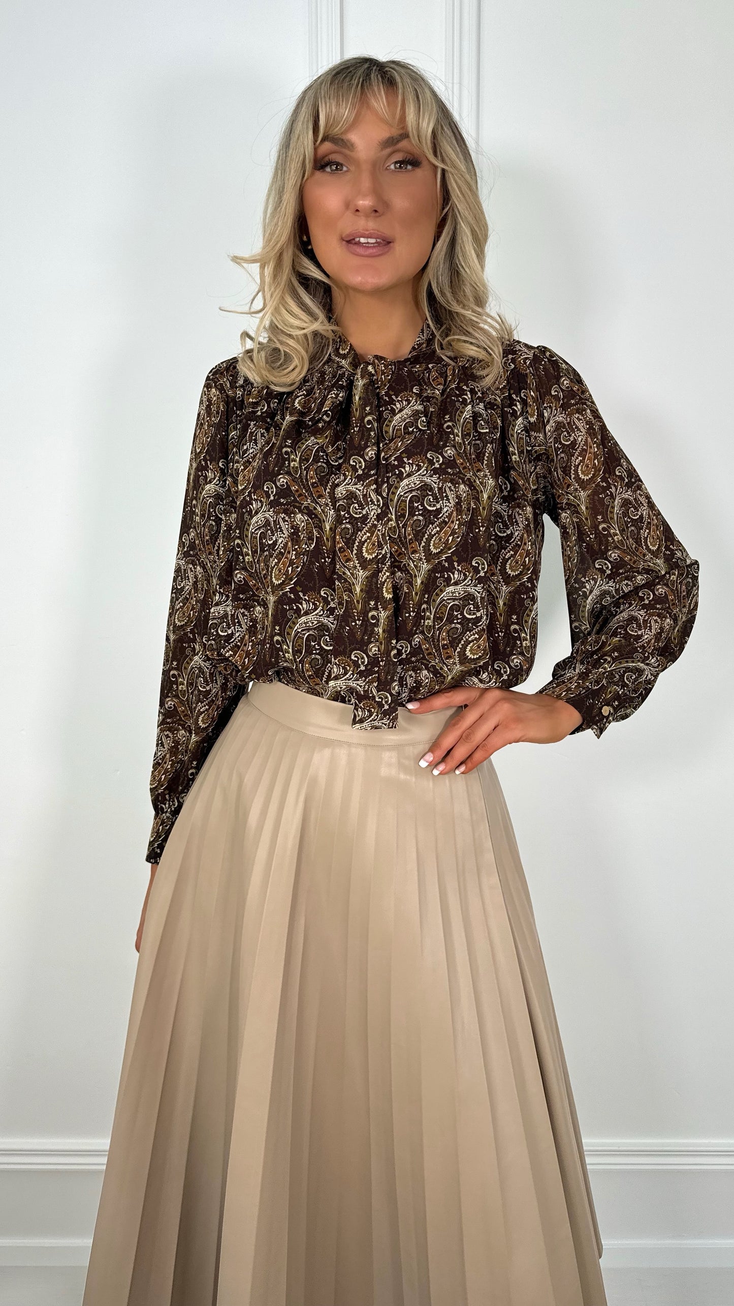 Suzanne Printed Bowknot Shirt - Brown