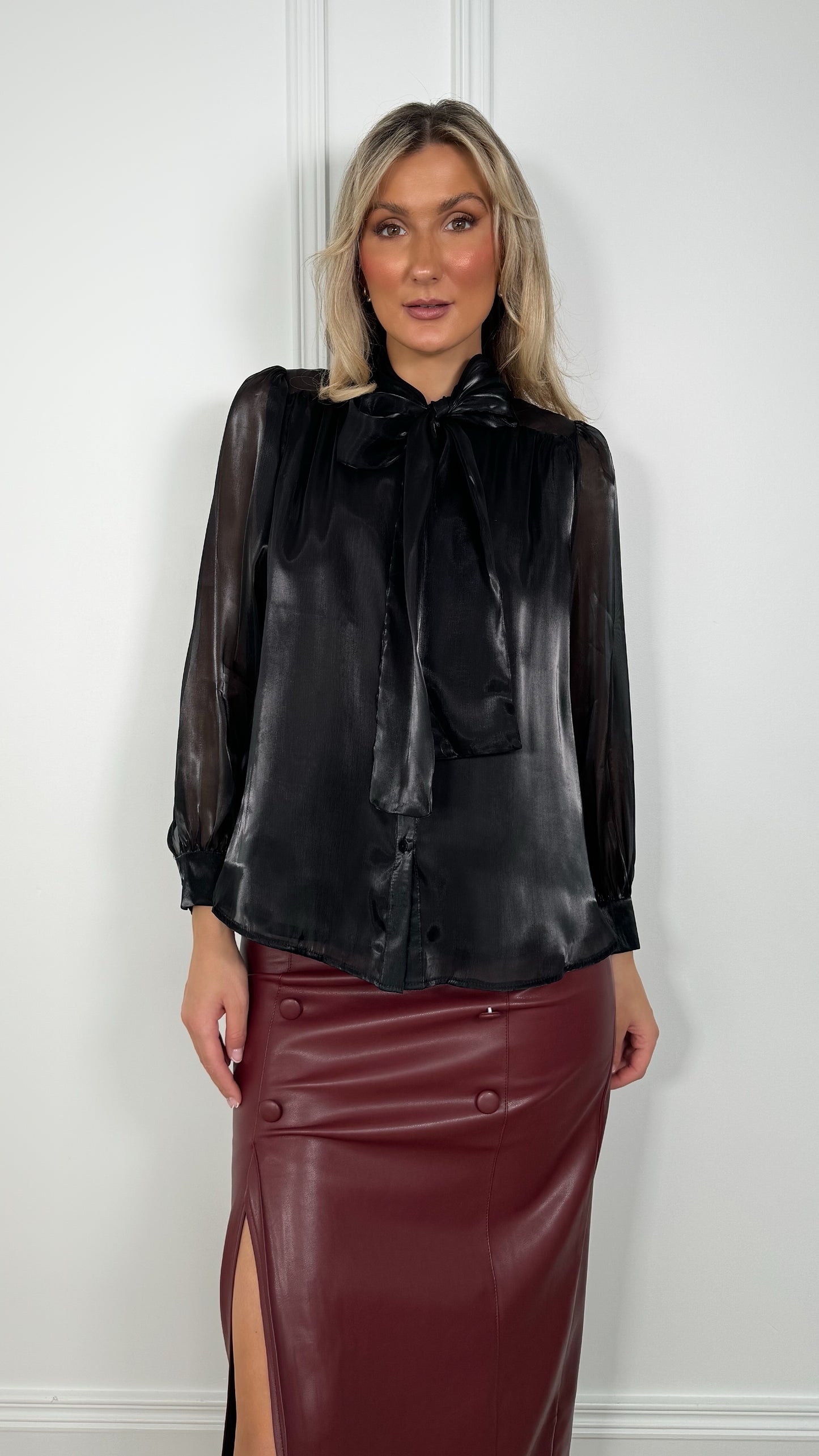 Aoife Bowknot Metallic Shirt - Black