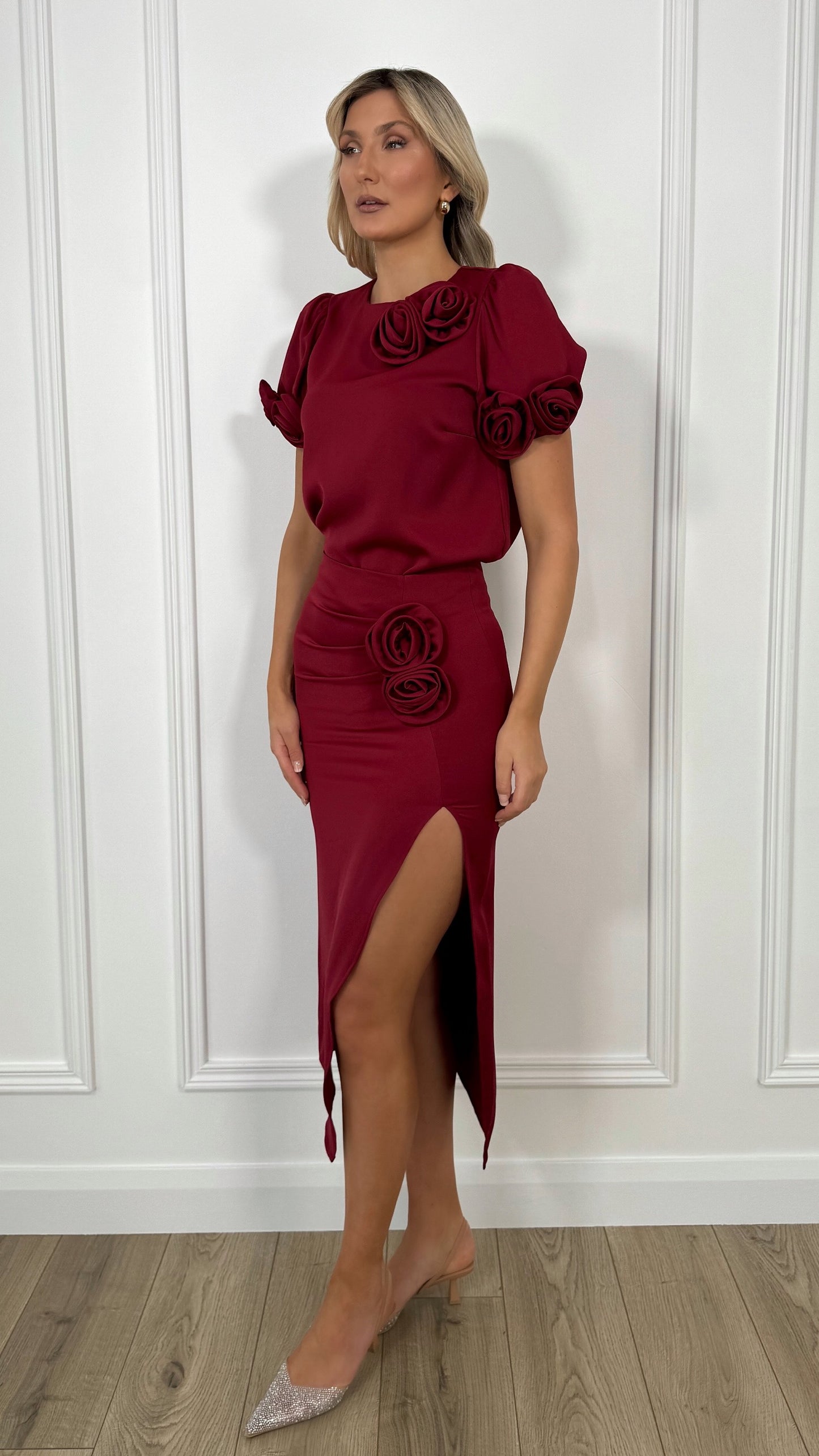 Ava Red Rose Skirt with Front Slit