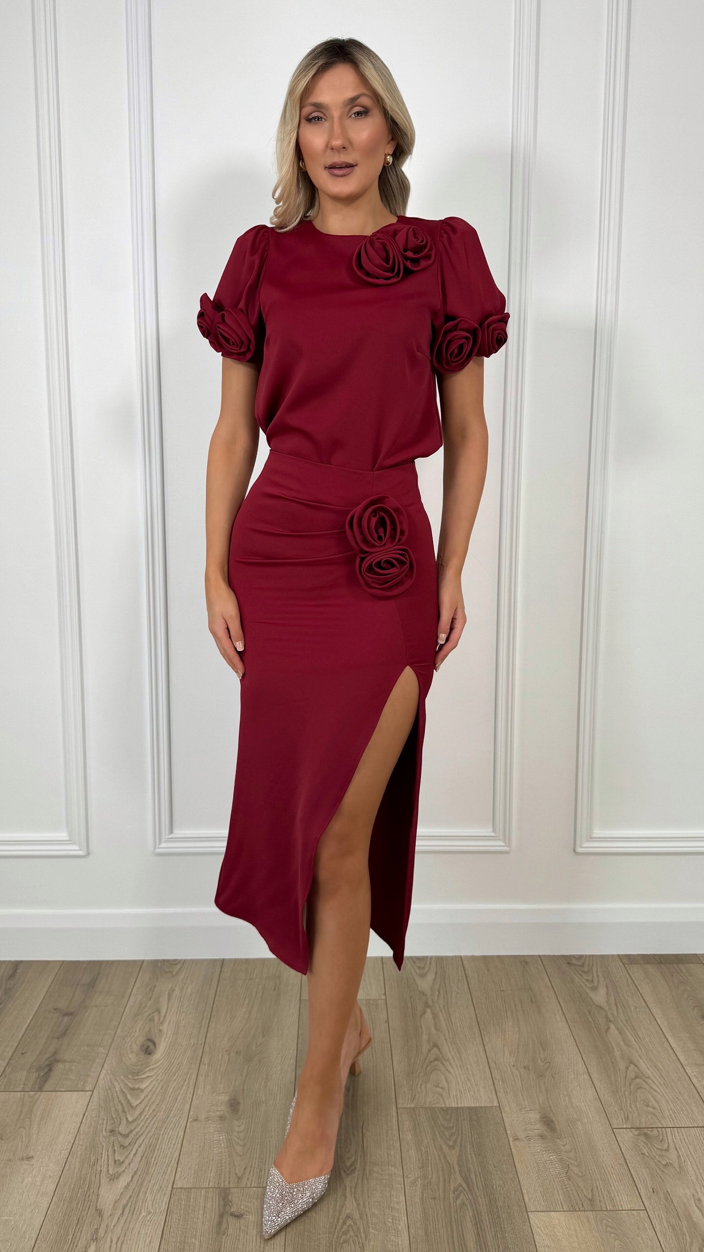 Ava Red Rose Skirt with Front Slit