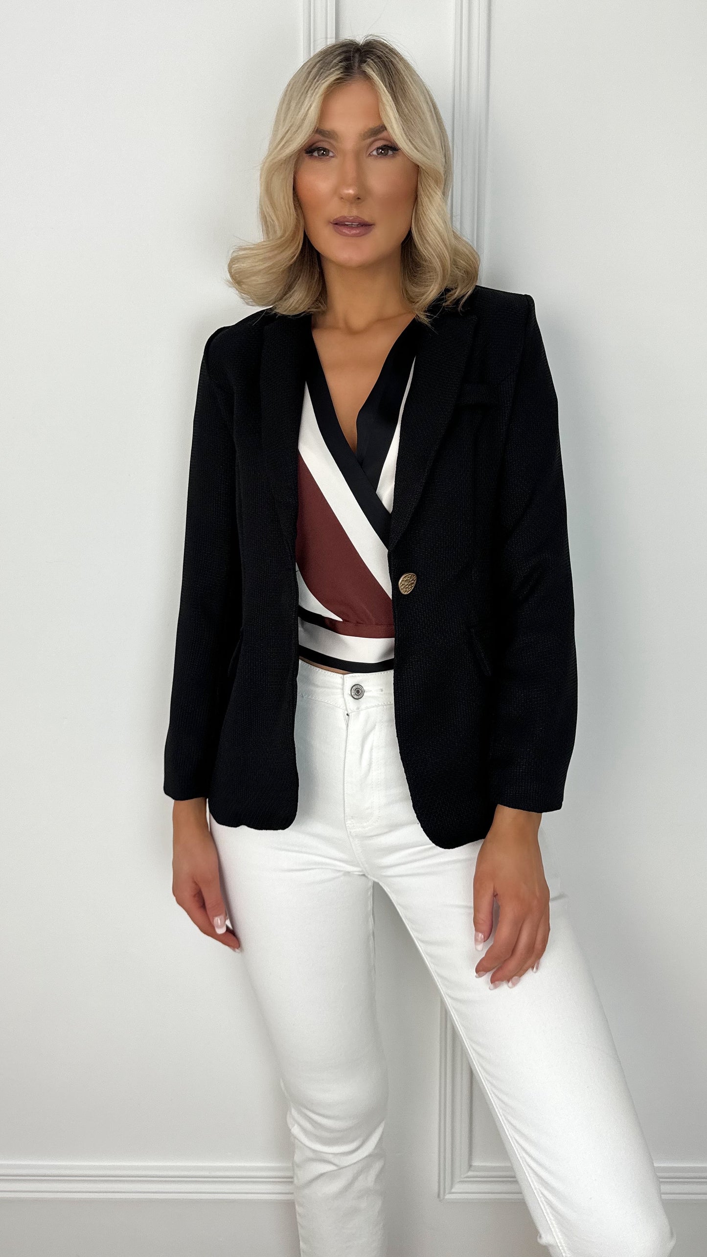 Sonya Single Breasted Blazer with Gold Button - Black